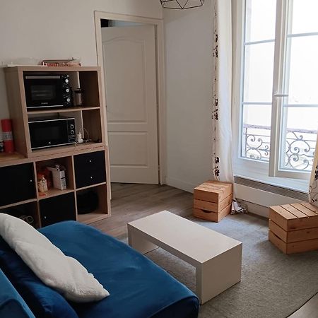 Appartement En Plein Coeur Du 10Eme Et Proche De Plusieurs Gares Parigi Esterno foto
